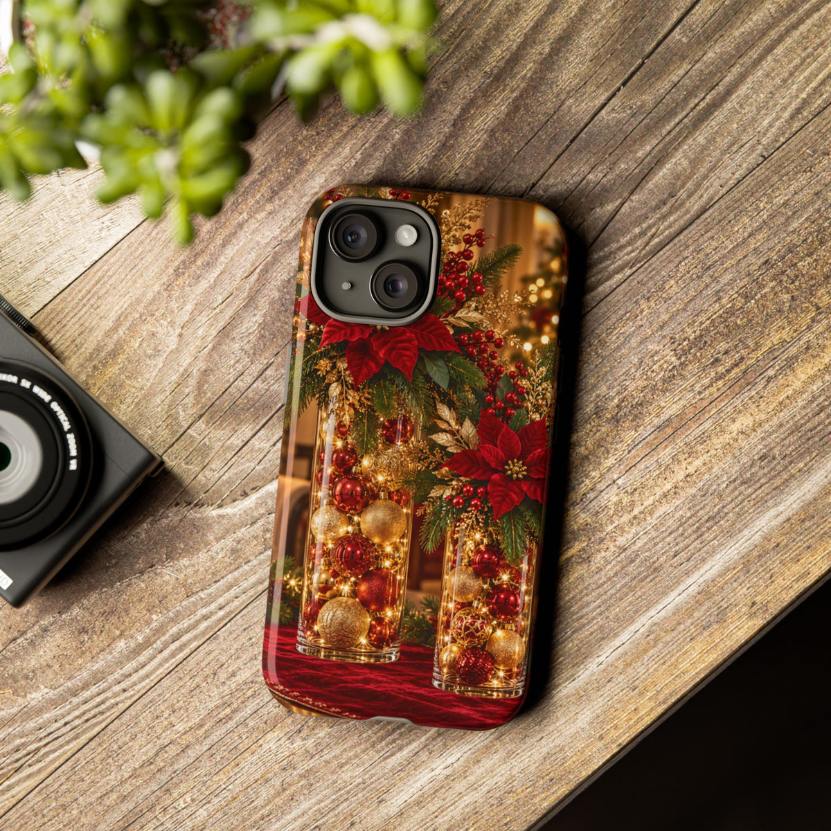 Magnetica – Red & Gold Christmas Glow Phone Case