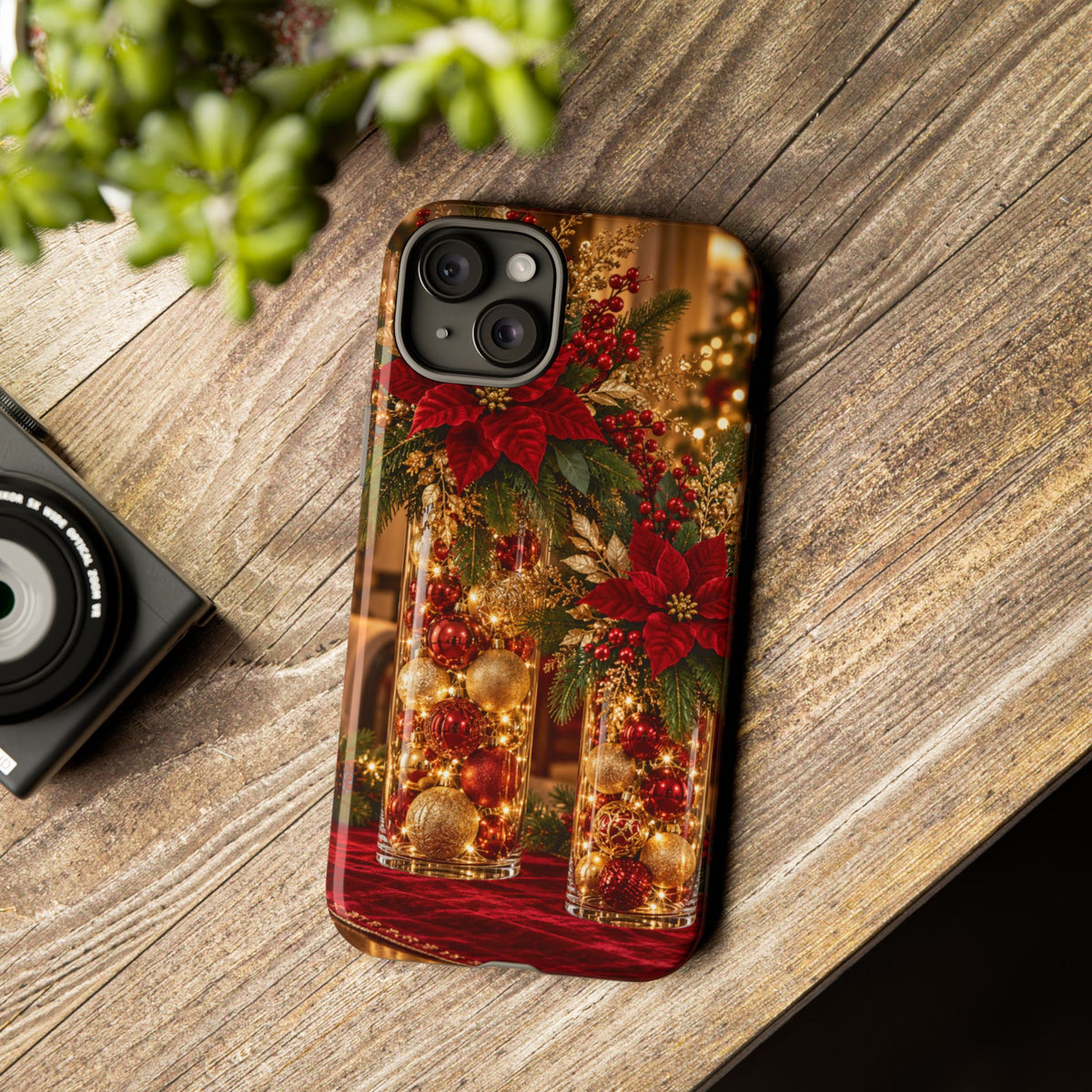 Magnetica – Red & Gold Christmas Glow Phone Case